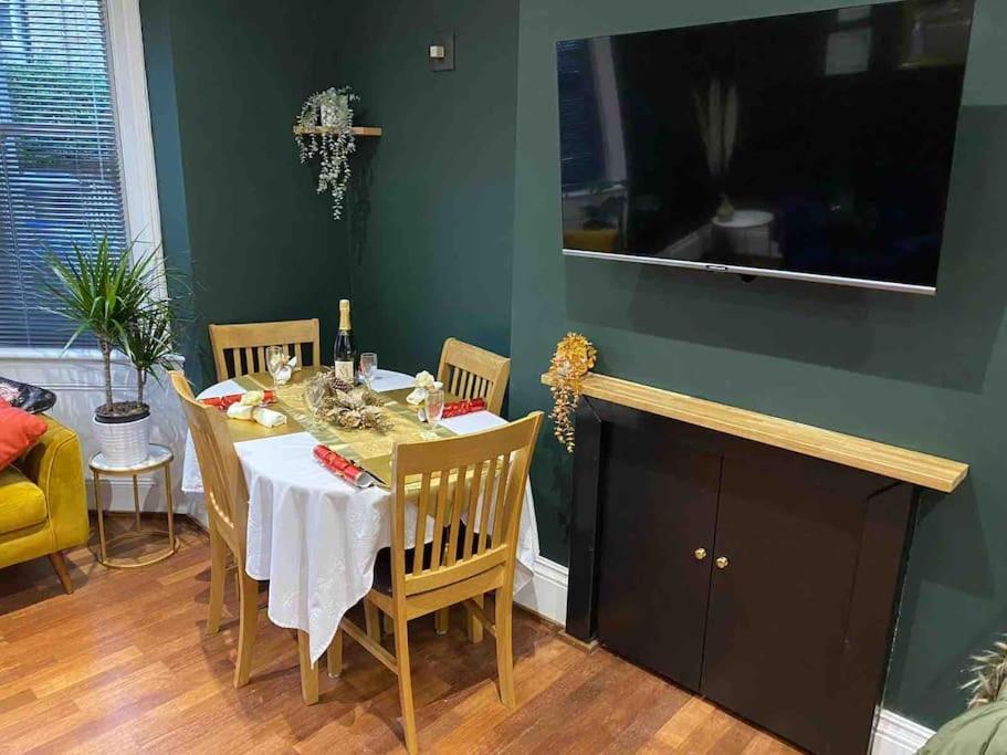 Trendy 3 Bedroom Home Close To Margate Beaches Bars Resturants 2 Night Min Stay Westgate-on-Sea Exterior foto