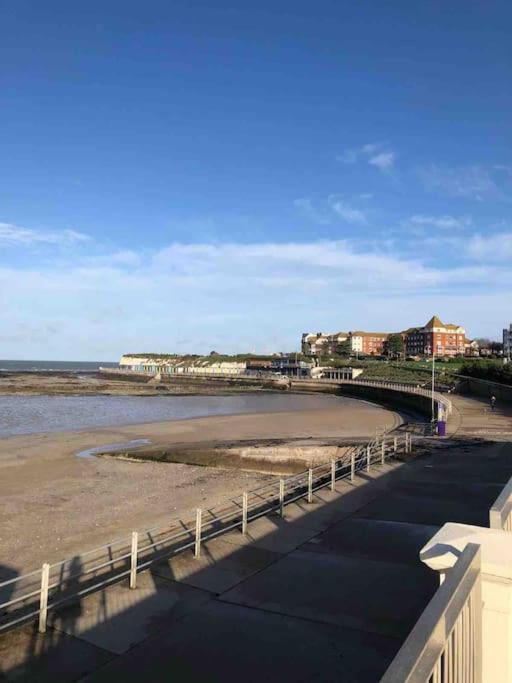 Trendy 3 Bedroom Home Close To Margate Beaches Bars Resturants 2 Night Min Stay Westgate-on-Sea Exterior foto